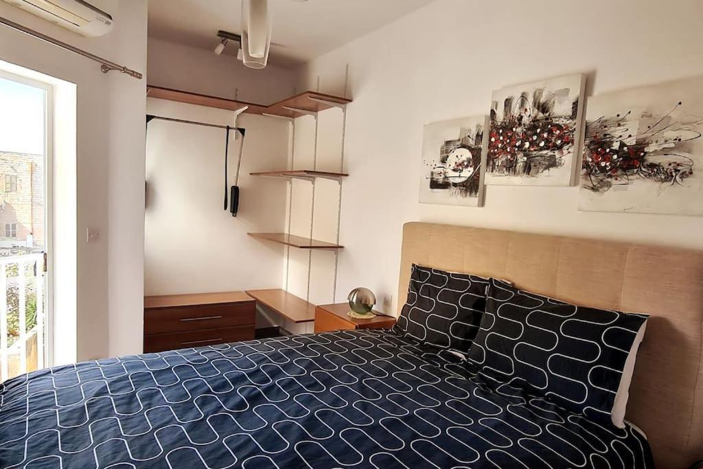 Cozy Inside.City & Beach Outside Apartment Слима Екстериор снимка